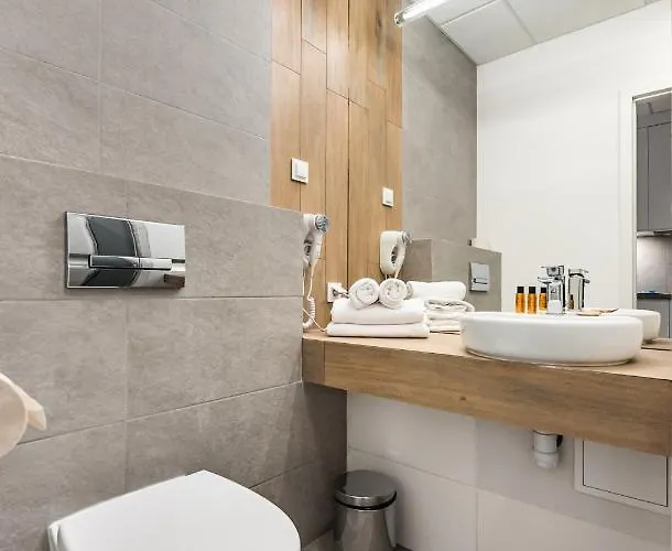 Comfort 625 By Bookinghost * Warszawa