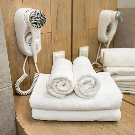 Comfort 625 By Bookinghost * Varsovie