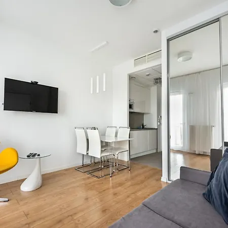 Comfort 625 By Bookinghost *