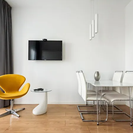 Comfort 625 Apartment